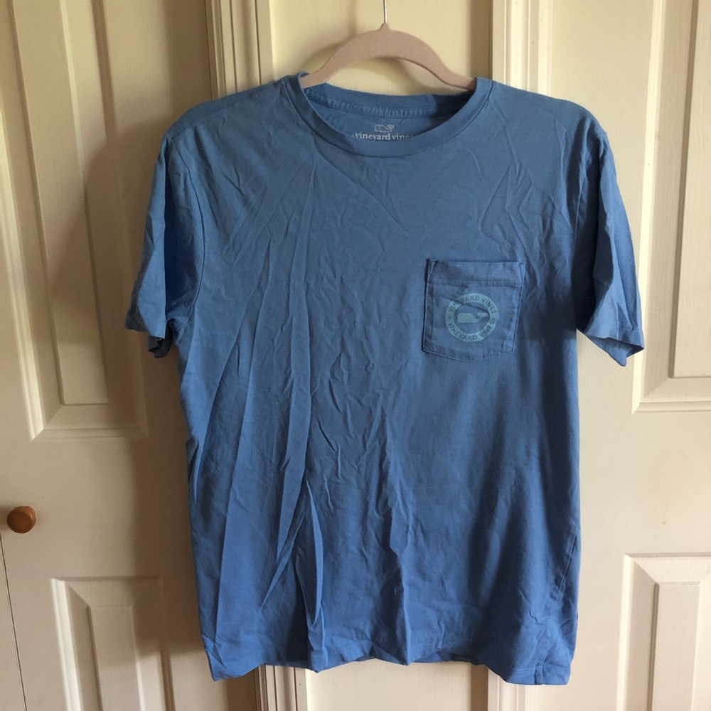 Vineyard Vines T Shirt